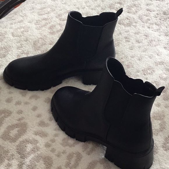 Black Ankle Boots - Picture 3 of 5